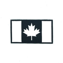Charger l'image dans la galerie, DRAPEAU DU CANADA - RÉSISTANT - Découpé au laser